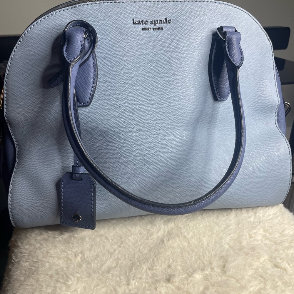 Check out this beautiful blue Kate Spade Bag!